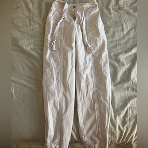 white jeans with tie in front